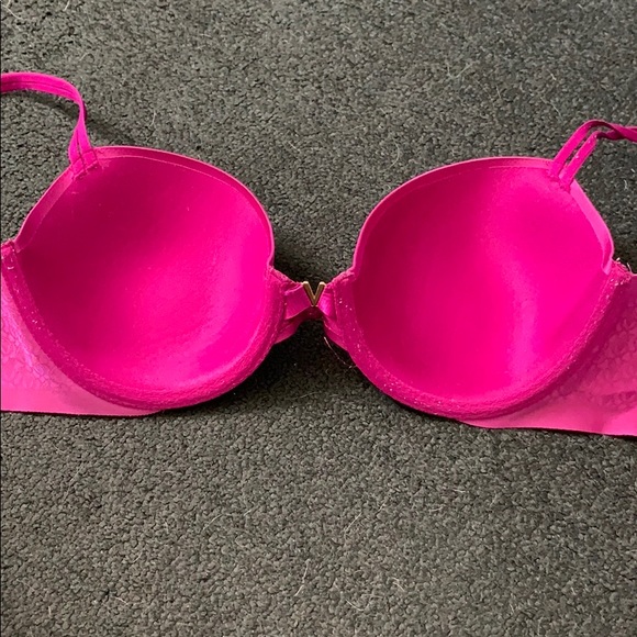 Victoria’s Secret lined Demi bra - Picture 5 of 6